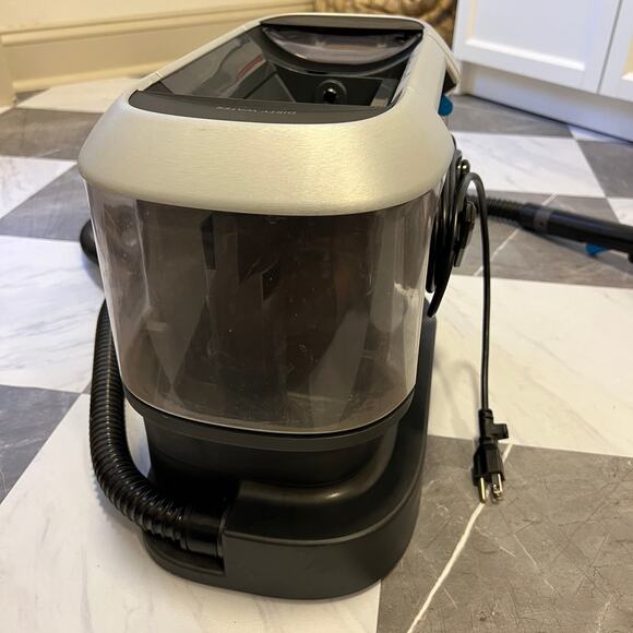 BISSELL BarkBath Dual Use Portable Dog Bath & Deep Cleaner Vacuum - Picture 5 of 10